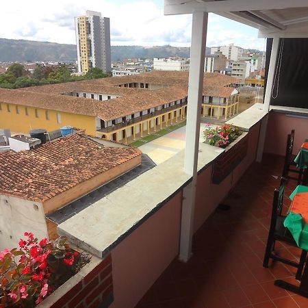 Hotel Doral Suites Bucaramanga Exterior photo