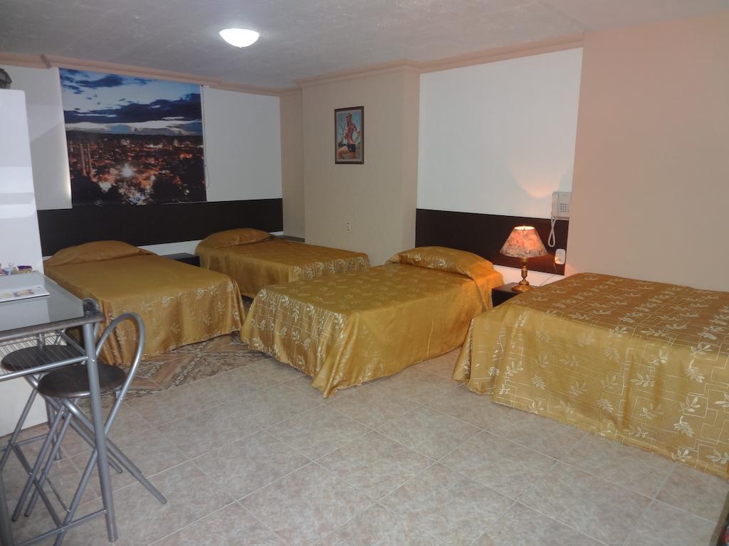 Hotel Doral Suites Bucaramanga Room photo