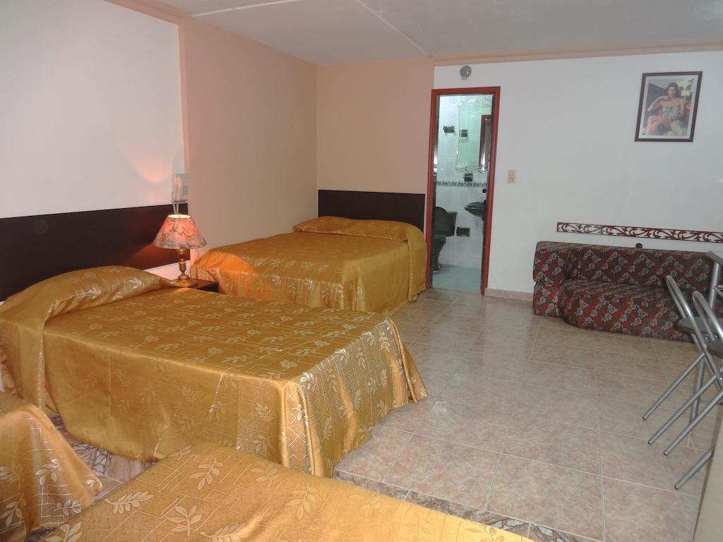 Hotel Doral Suites Bucaramanga Room photo