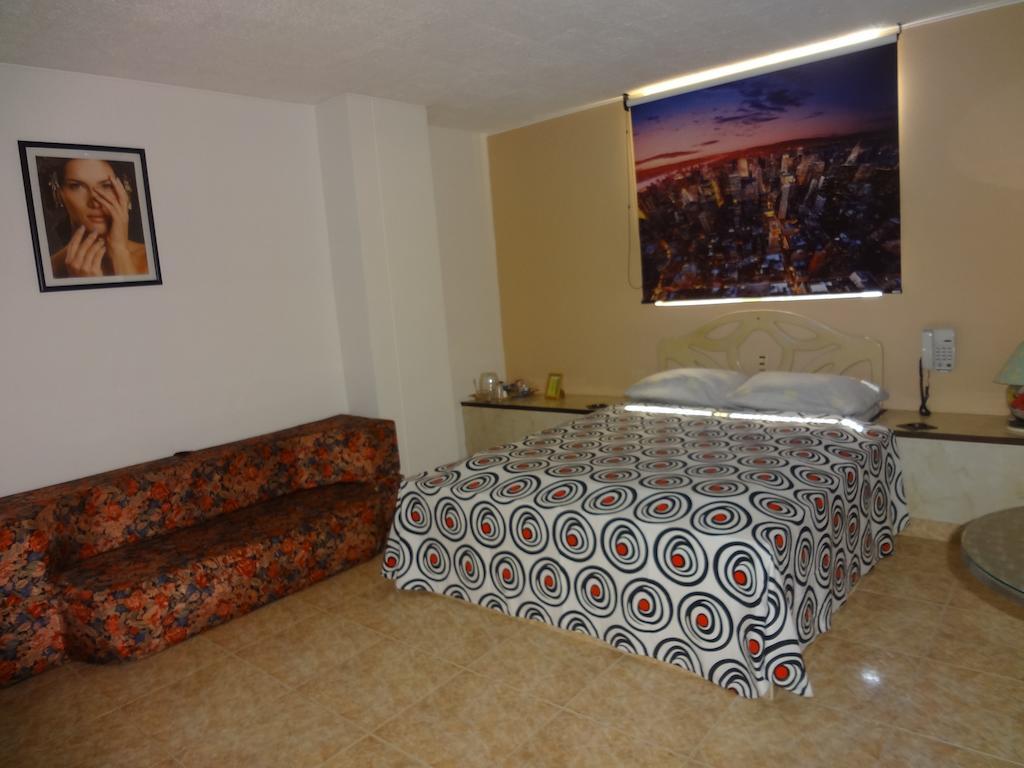 Hotel Doral Suites Bucaramanga Room photo